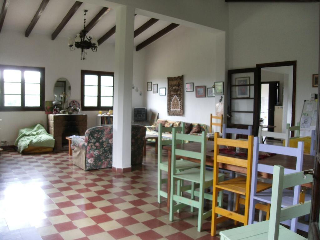 Hostel Aneley Tanti Bagian luar foto