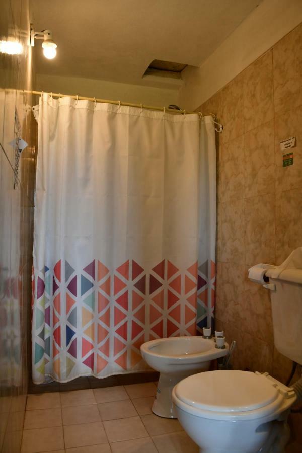 Hostel Aneley Tanti Bagian luar foto
